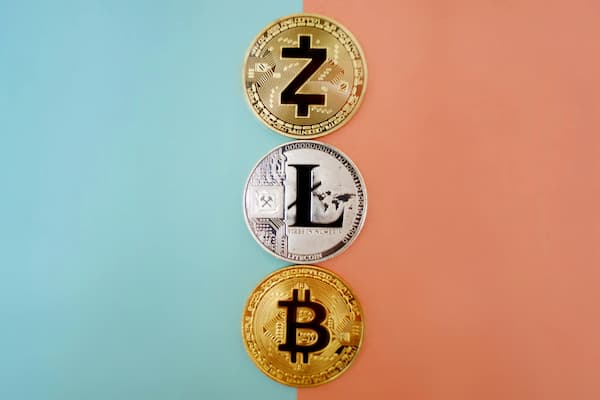 现货黄金mt4为什么有两个报价